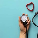 علت زیاد عرق کردن بدن چیست؟