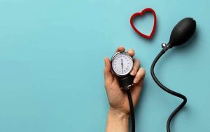 علت زیاد عرق کردن بدن چیست؟