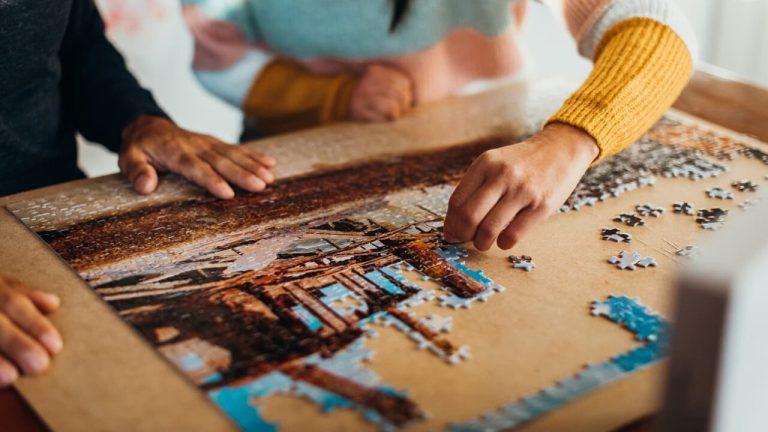 فواید پازل برای بزرگسالان و کودکان ؛ تمرینی ساده اما عمیق برای تقویت عملکردهای شناختی