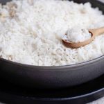 نحوه نگهداری برنج پخته شده در یخچال و فریزر | برنج پخته شده چند روز در یخچال می‌ماند ؟ ؛ مضرات برنج پخته شده مانده