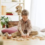 چگونه کودکان را مسئولیت پذیر کنیم؟ ؛ راهکارهای عملی برای پرورش حس مسئولیت پذیری در کودکان  