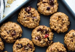 کوکی رژیمی با جو دوسر پرک ؛ شیرینی کم کالری و خوشمزه + روش تهیه